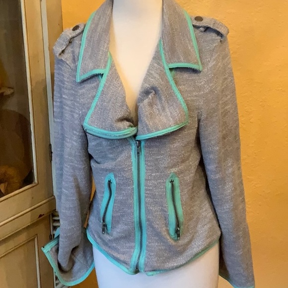 jacket - Picture 1 of 9